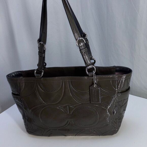 COACH F18326 Signature Gallery Stitch Patent C logo Leather Gray Tote Bag - Picture 7 of 14